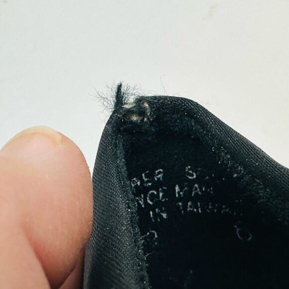 Easy Spirit Women's Black Canvas Low Top Rounded Toe Flats Shoes Size 6 - Picture 8 of 8